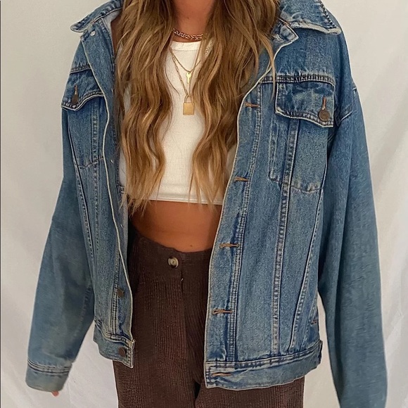 Vintage Oversized Denim Jacket - Picture 7 of 11